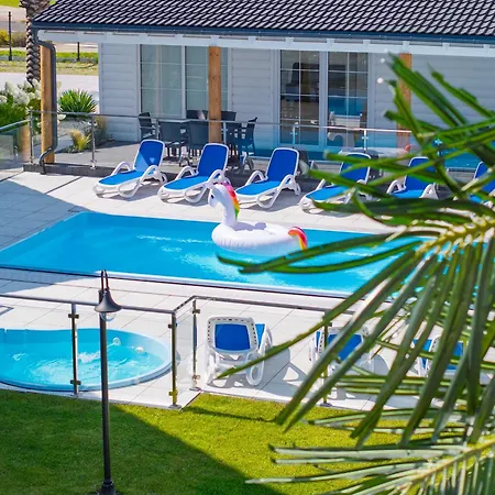 Дом отдыха Sunny Relax Боболин