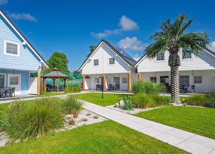 Sunny Relax Дом отдыха Боболин